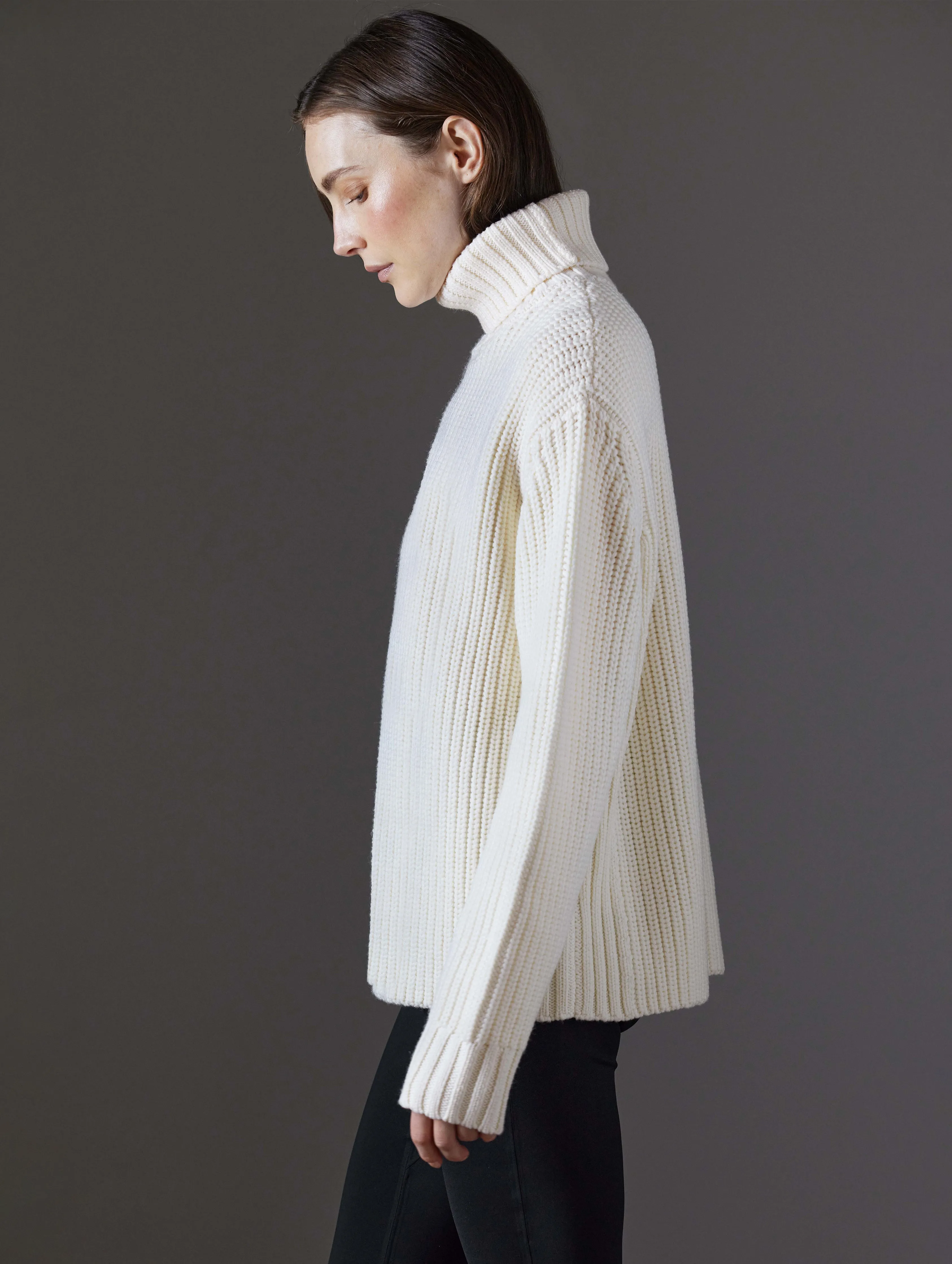 Sherwood Turtleneck Sweater - Winter White